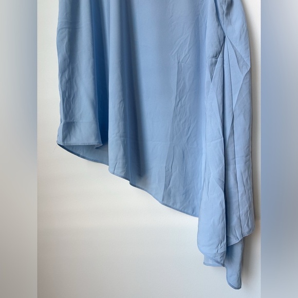 Anna Cate Asymmetric Hem Sleeveless Blouse Top Light Blue Small - Picture 3 of 8